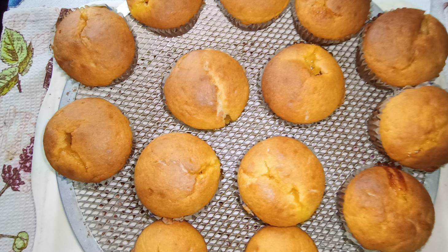 Кексы па кефире с джемом