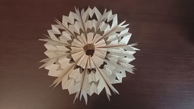 3D снежинка из бумаги. Поделки из бумаги. Поделки с детьми.