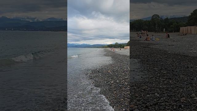 Пляж в Абхазии