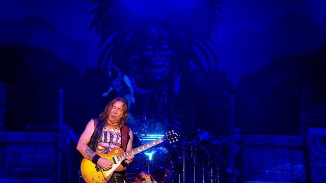 Iron Maiden - Powerslave (The Book Of Souls： Live Chapter)