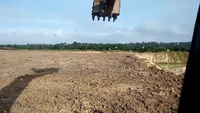 Alat berat excavator doosan dx 225 lc w6
