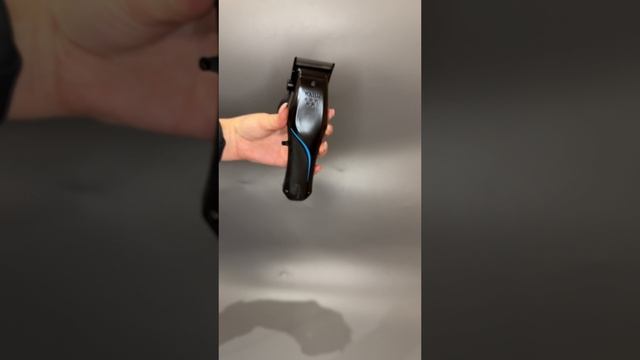 Этот красавчик теперь доступен к заказу в РФ 🥳 и только в Barber Store