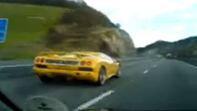 v6 vs lambo