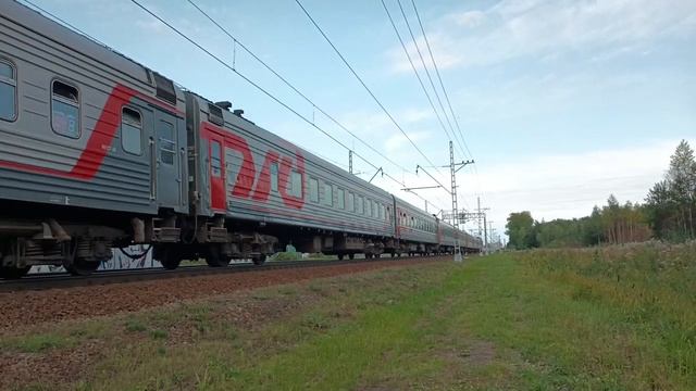 Электровоз ЧС2Т-1029 с поездом СПБ-Челябинск, перегон Дача Долгорукова-Заневский пост ||