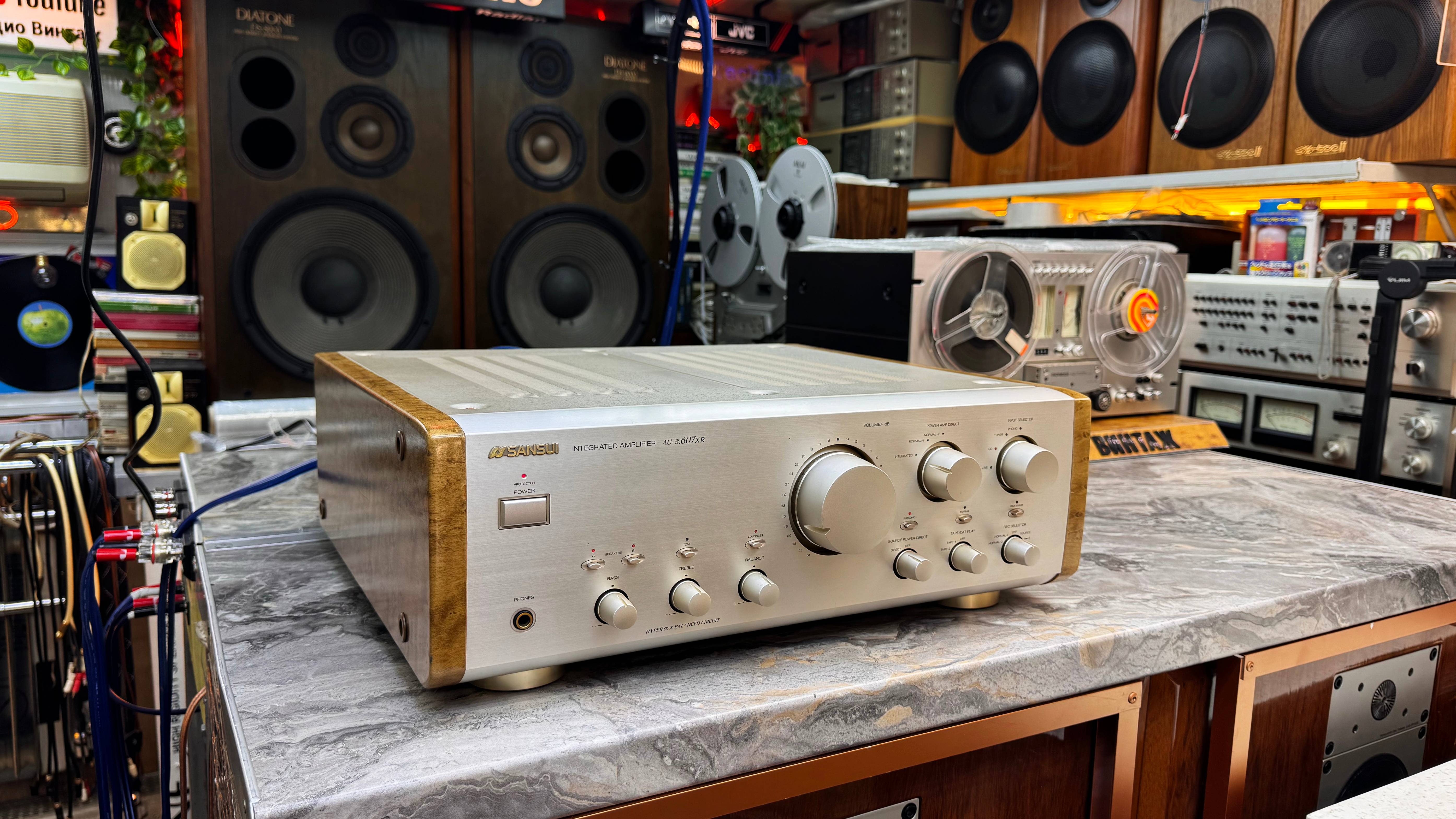 SANSUI AU-a607xr