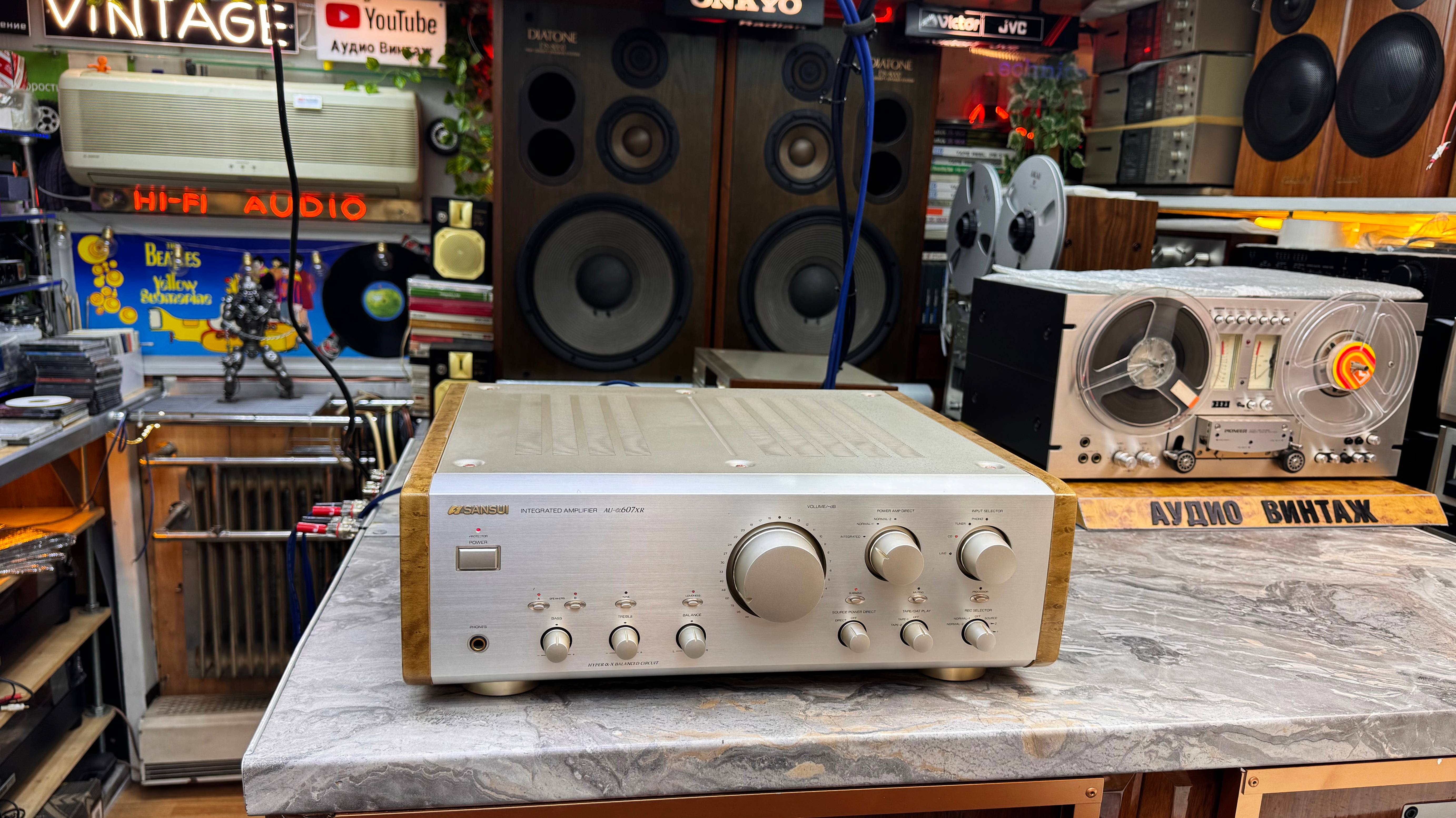 SANSUI AU-a607xr
