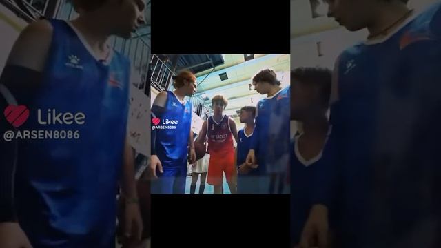 Like_7430814119257849049.mp4