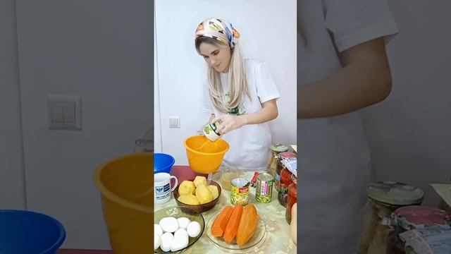 А вы какой сок пьёте в консервах? #31декабря #shortsvideo #приколы