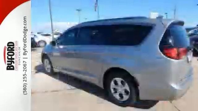 New 2017 CHRYSLER PACIFICA TOURING L PLUS Duncan OK serving Lawton OK HR565062