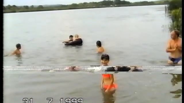 Отдых на пруду в Заячье.1999 год...