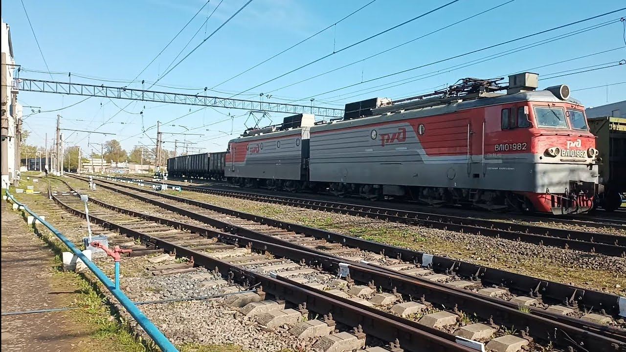 Электровоз ВЛ10У-982