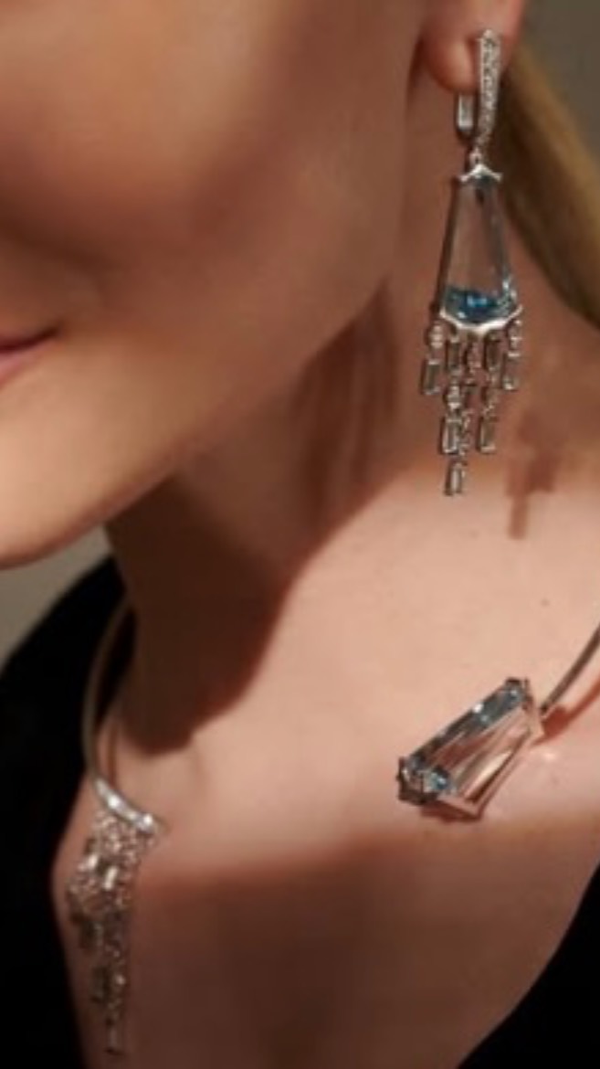 Без украшений никуда💍