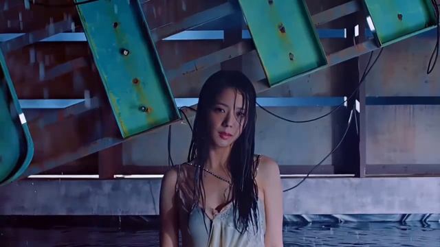 Jisoo "Raindrops" M/V