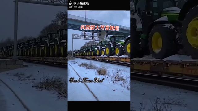 Тем временем Китай отправляет тысячи тракторов John Deere в пустыню.