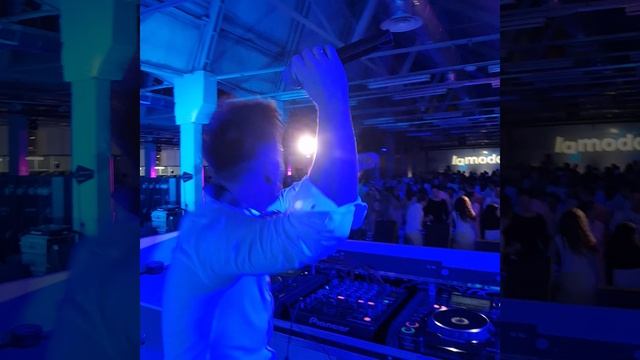 LAMODA WHITE PARTY
#Lamoda
#ArtemyZolotov
#АртемийЗолотов
#reels