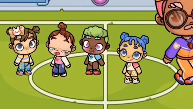 Есения в школе на уроке физкультуры 🎁