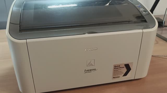Продается лазерный принтер Canon LBP2900