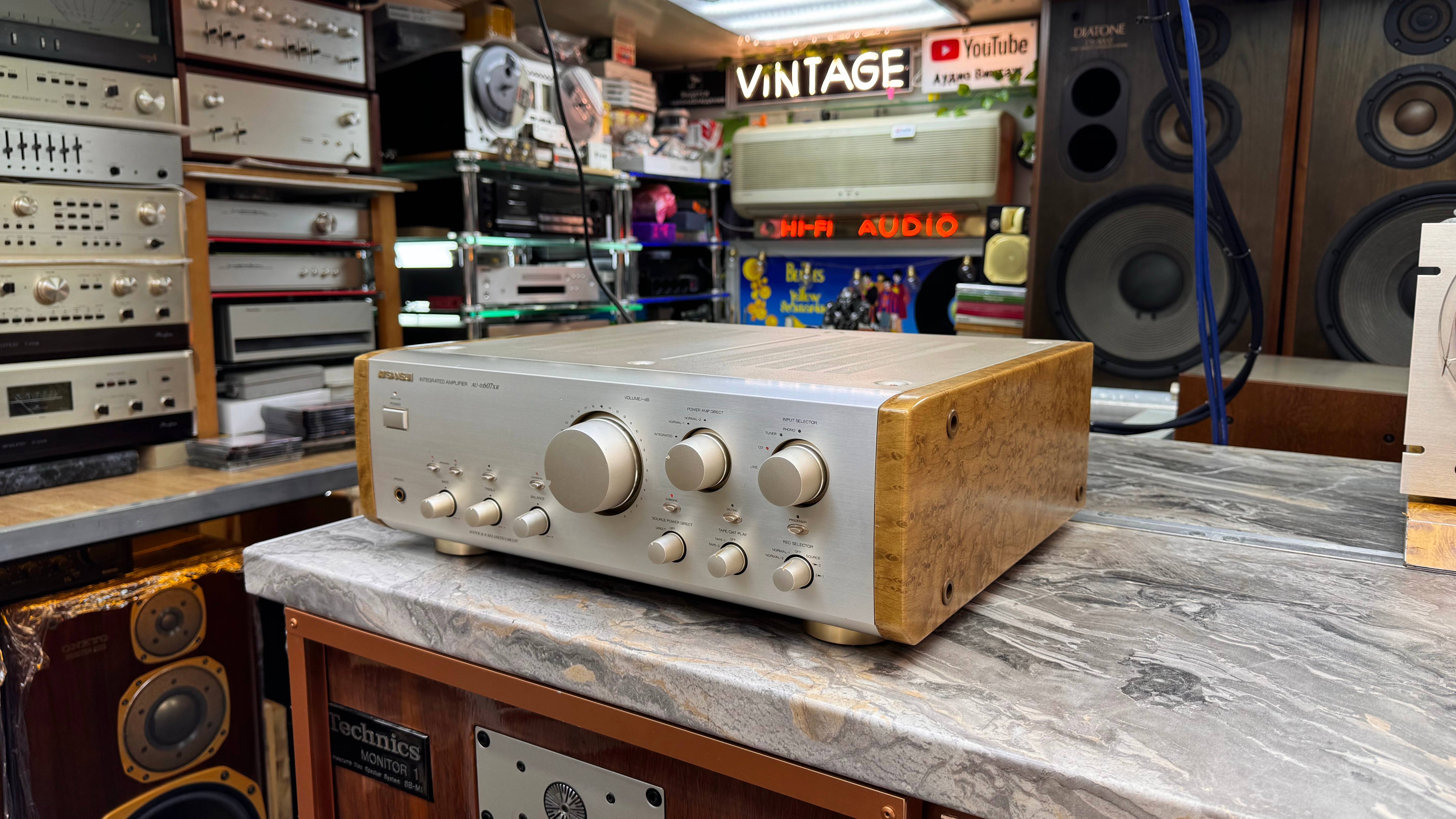 SANSUI AU-a607xr