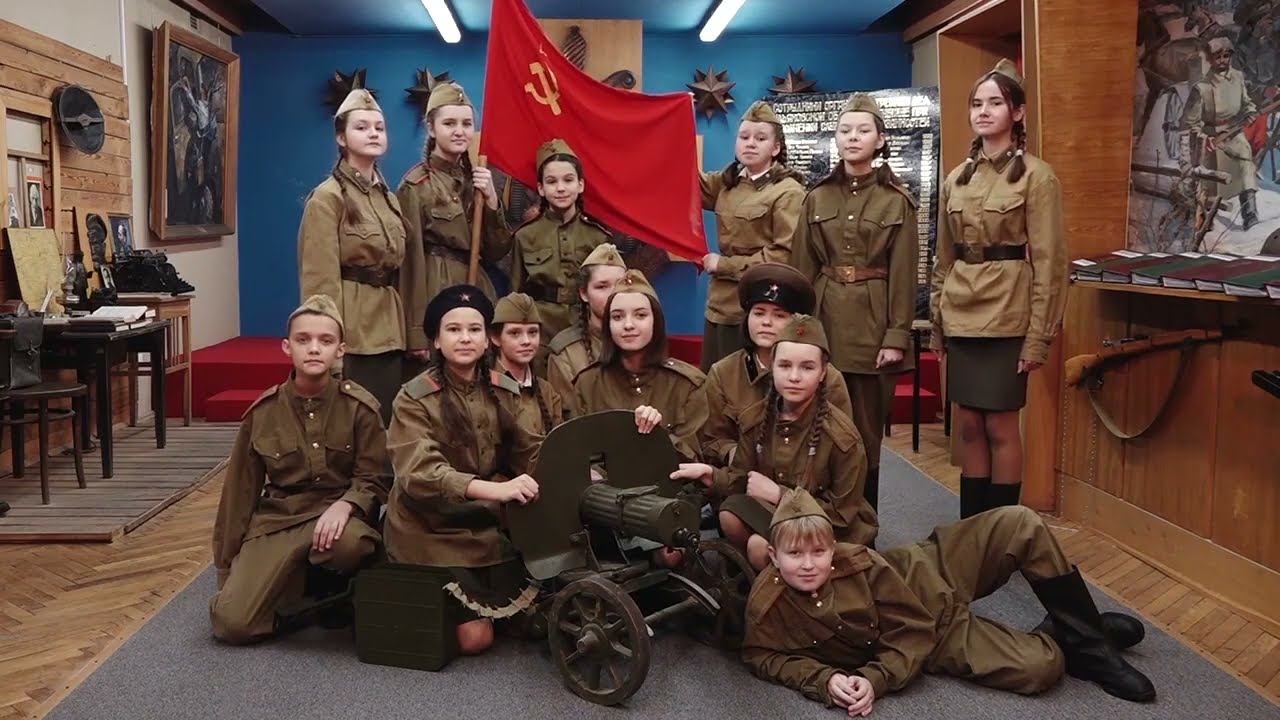 Заслуженный коллектив РФ  "Соловушка" - "Знамя Победы"