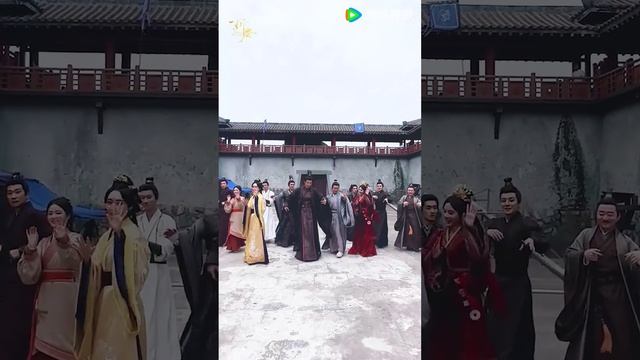 Актёры сериала "Узник красоты" за кадром
