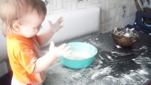 Мой маленький помощник!