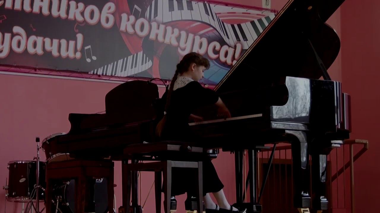 И.С.Бах трехголосная инвенция №11, Ф.Шопен ноктюрн до-минор, Ж.Ибер "Маленький белый ослик"