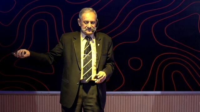 Jumping from 10000 feet | Maj Gen Bipin Bakshi | TEDxRishihoodUniversity
