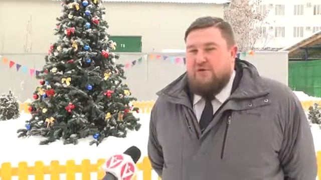 Елочка для детского сада от Совета отцов города Владимира 2016г