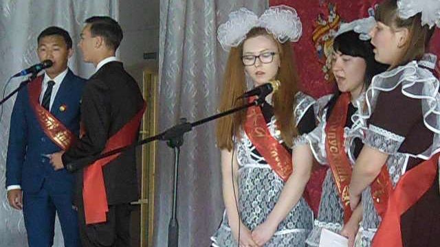 2016-05-25 Последний звонок 02