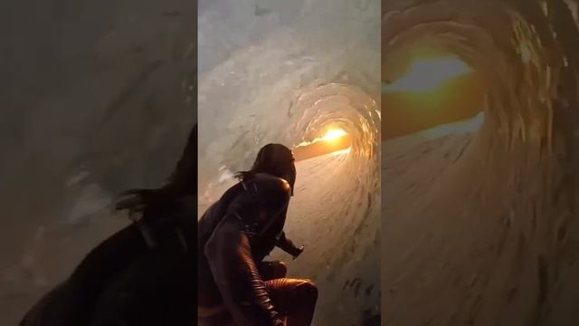 СКВОЗЬ ВОЛНЫ