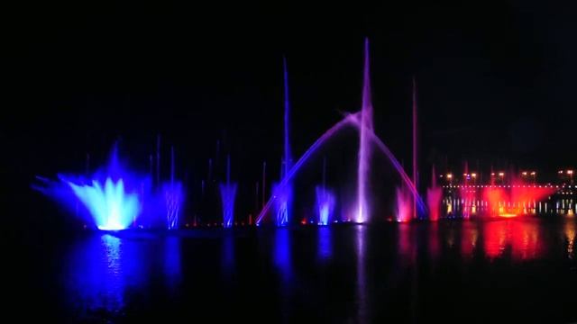 Фонтан в Виннице закрытие сезона 2013 (4)