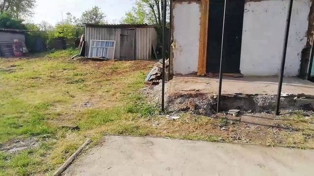 Грустный домик. Снос тераски.