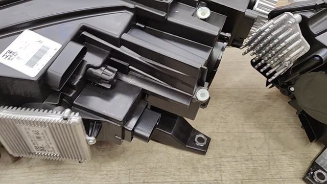 Комплект НОВЫЕ Фары левая правая для Volkswagen Taos 1 CP 2020 2021 2022 2023 2024 год выпуска LED