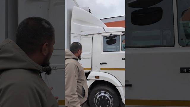 Изотермический фургон рефрижератор на шасси КАМАЗ 4308