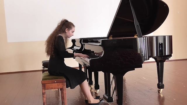 Цуканова Анна, III группа, 13 лет, БДМШ №5, г.Барнаул, преподаватель Овсянникова Татьяна Анатольевна
