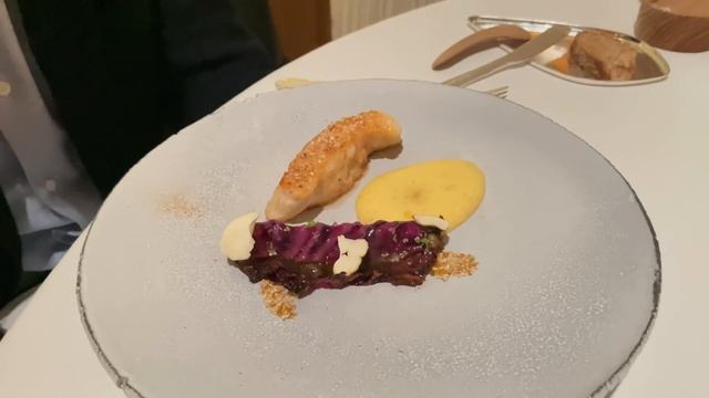 Dünyanın en iyi şefi Alain Ducasse'ın 3 Michelin yıldızlı restoranında tadım menüsünü deneyimledik