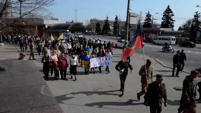 Патриотическое шествие "Запорожская ватрушка" (Запорожье, 13.04.15)