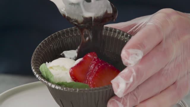 Подача Брауни | ТМ Фростмо