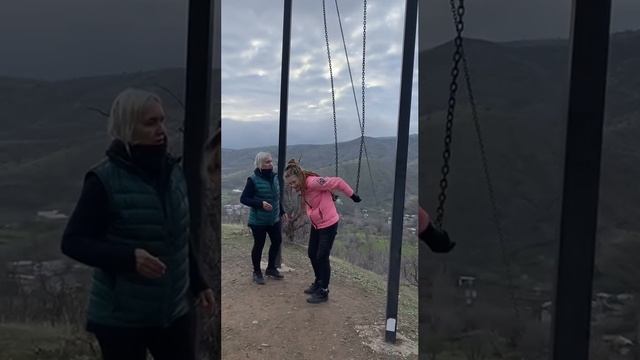 2_5359401496372862266.mp4