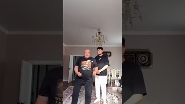 Ой Пап _ доверчивый мой добрячок😂