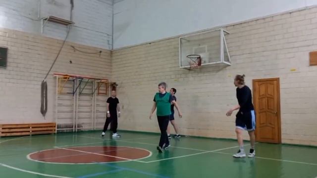 баскет в 208-м, 16.12.23, игра 9 (Дима)