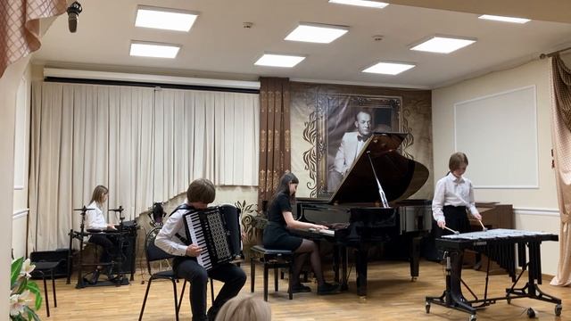 Ансамбль «Серпантин» - П. И. Чайковский. Времена года. Масленица.
