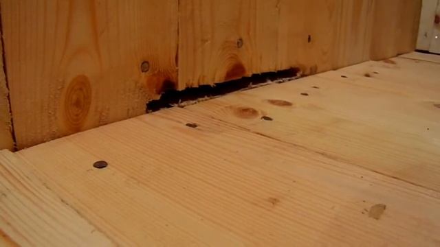 Как сделать утепленный улей в гараже. How to make a warmed hive (10 cm wall)