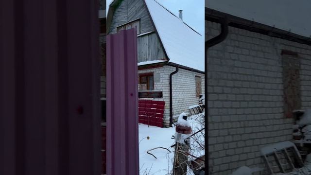 Продается кирпичная дача на участке 4.2 сотки с печкой, душевой в СНТ Майский, гор. Карабаново
