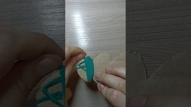 Творческий адвент-календарь / 13 декабря / Ёлочка из ниток