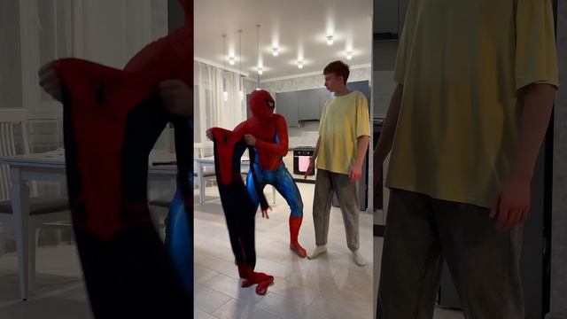 Which costume do you like 1 or 2?