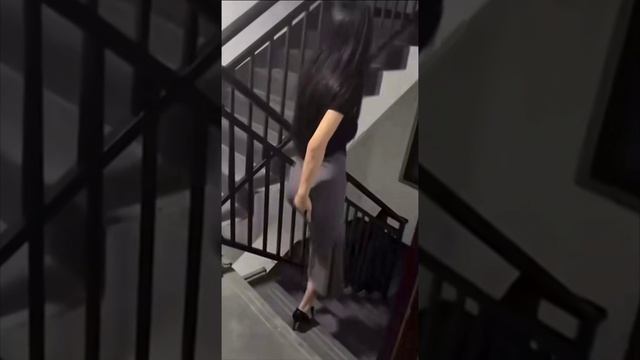 1000023890.mp4