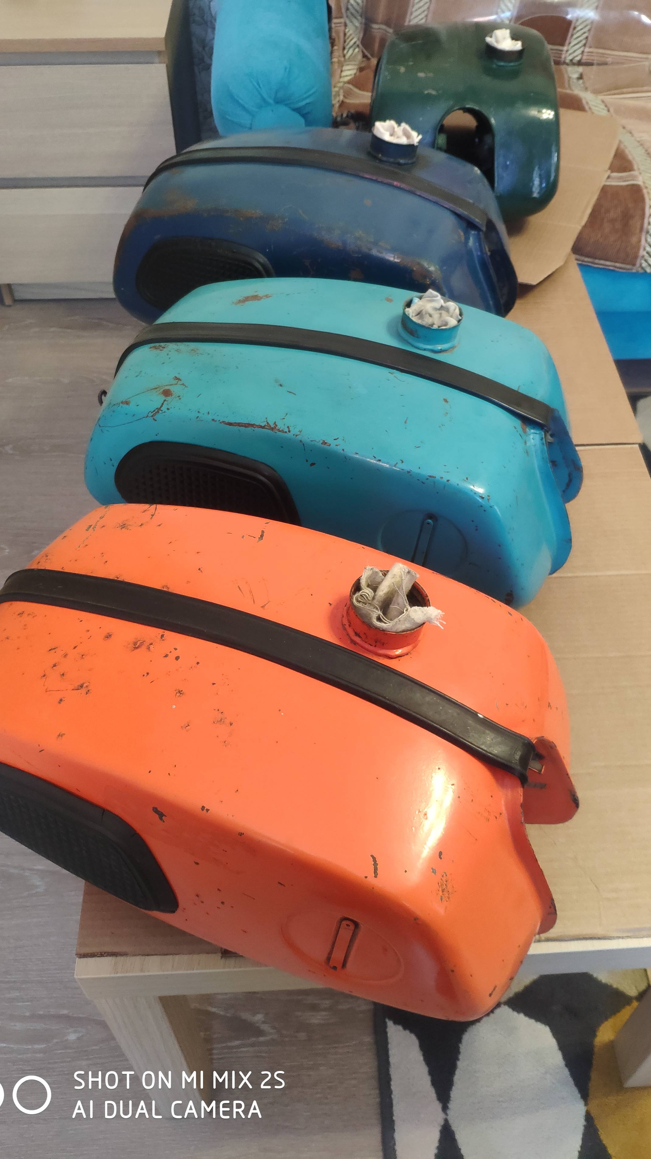 Бензобаки и другие запчасти к мотоциклам Восход