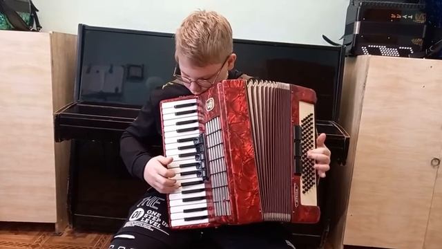 А.Рубинштейн "Трепак"
Кирсанов Аким