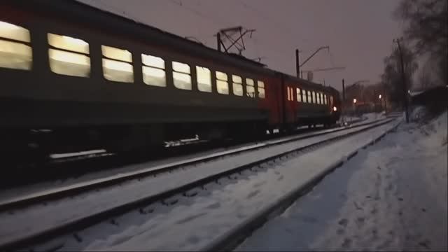 Электричка маршрутом Михнево-Куровская. 10.12.2024. Калуга